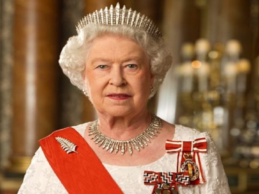 regina elisabetta II