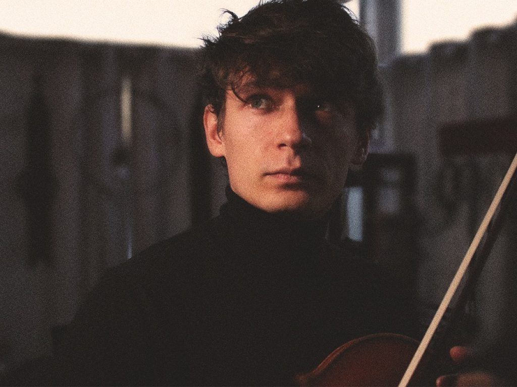 "Azure" è il nuovo singolo di Say Twine