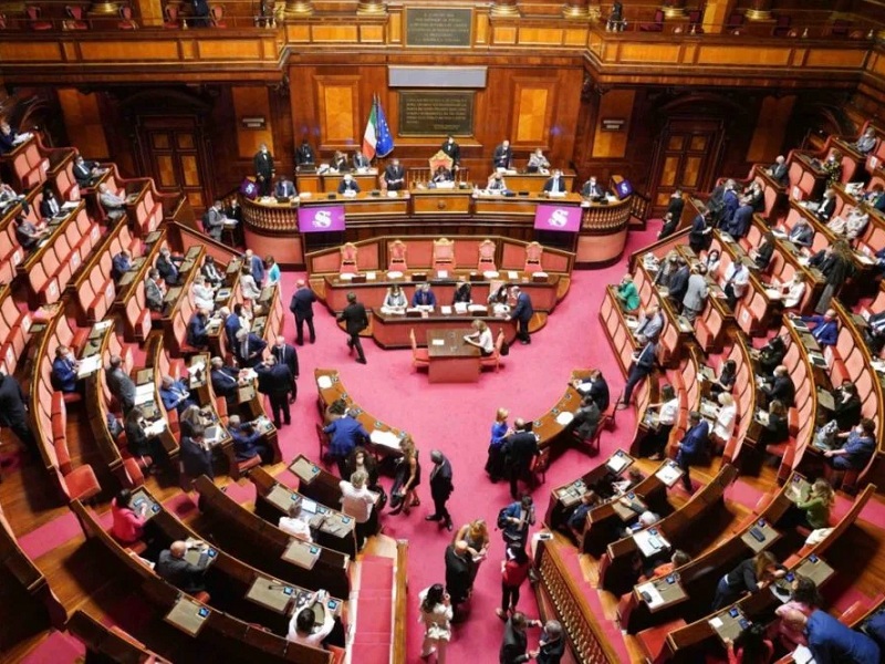 Il Senato milleproroghe