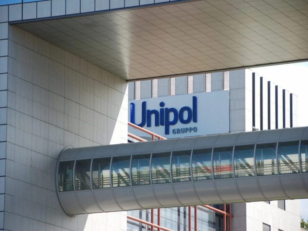 Partito il mail bombing dei dipendenti Unipol contro il rientro in ufficio obbligatorio dal 4 novembre. Per Alberto Enzini della First-Cisl dovrebbe tornare "volontariamente" solo chi lo vuole fare