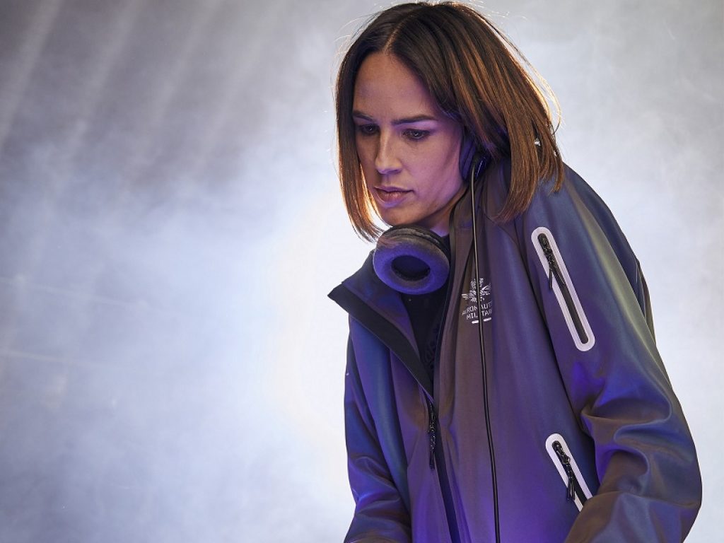 AERONAUTICA MILITARE e Brina Knauss