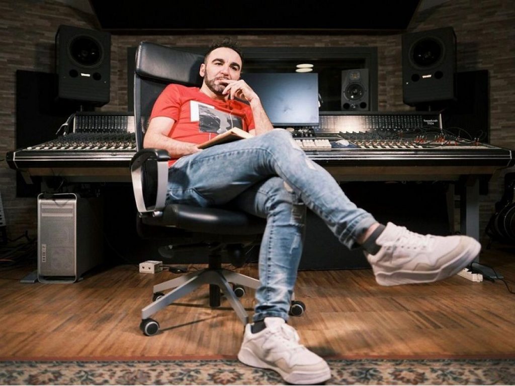 Esce in versione audiolibro "Italia" di Alessandro Cona