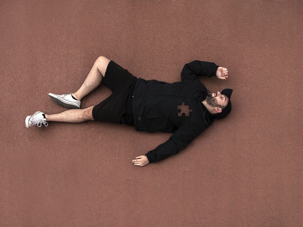 Gabs: fuori il video dell'esordio "Lasciami per terra"