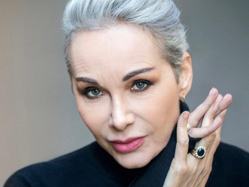 “Nù piezzo ‘e vita” è il nuovo libro di Ottavia Fusco Squitieri con la prefazione di Barbara Alberti, l’introduzione di Massimo Cotto e la postfazione di Matteo Fantozzi