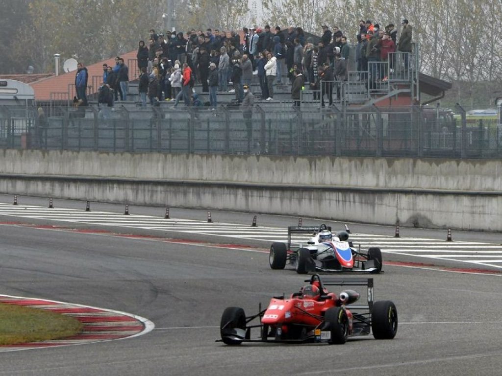 Bernardo Pellegrini è campione Topjet Fx 2000