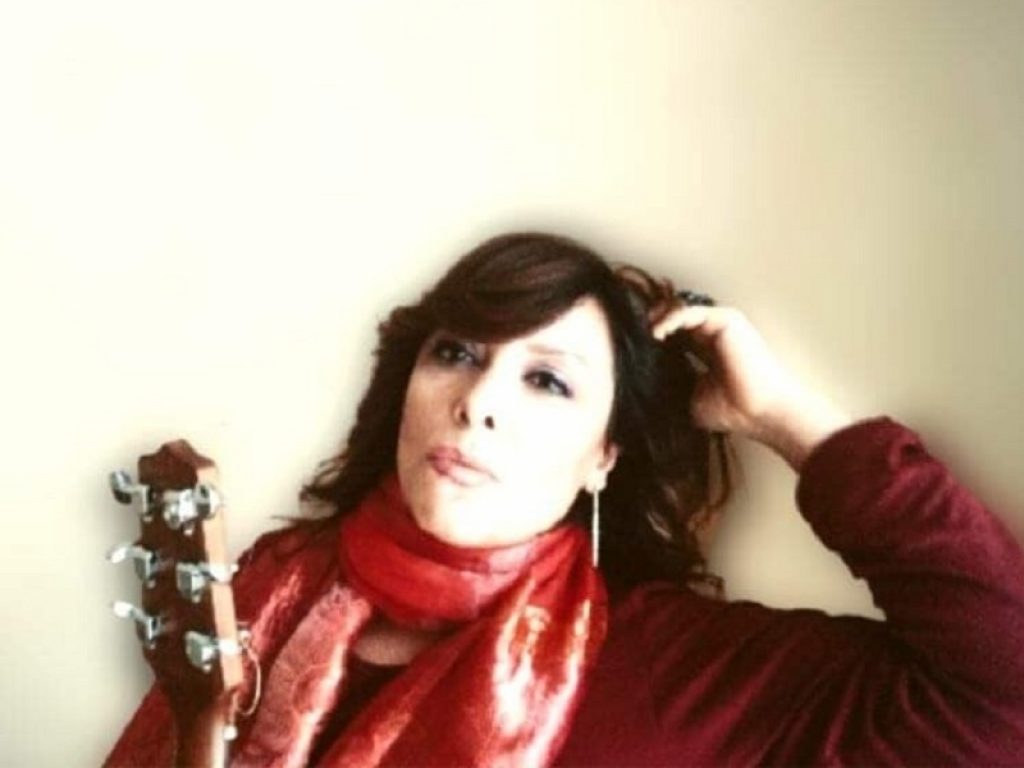 Stefania Altomare: ritorna il Rock Acustico con "T.S.G."