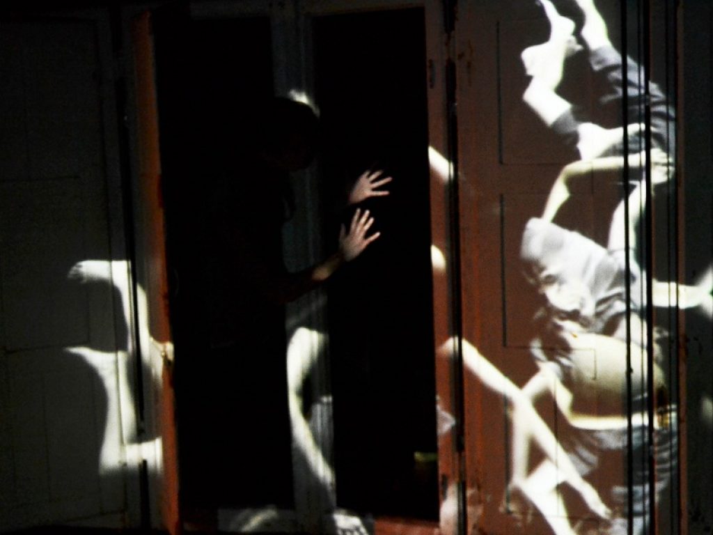 Fortezza Est: dal 9 all'11 dicembre debutta "SHIPWRECK 34°31'22.0"N 12°55'49.9"E" spettacolo di teatro-danza di MatroosDanceTheatre Company