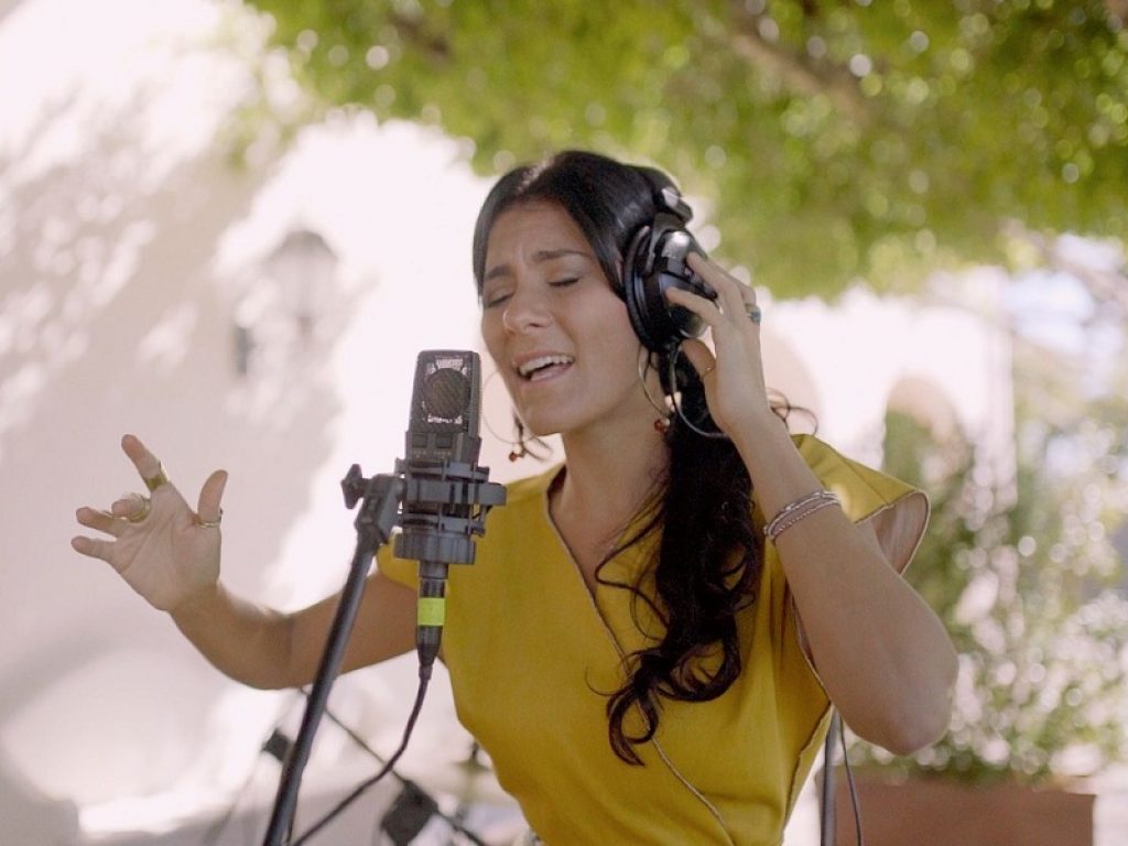 "Boccamara" il nuovo singolo della cantautrice napoletana Flo