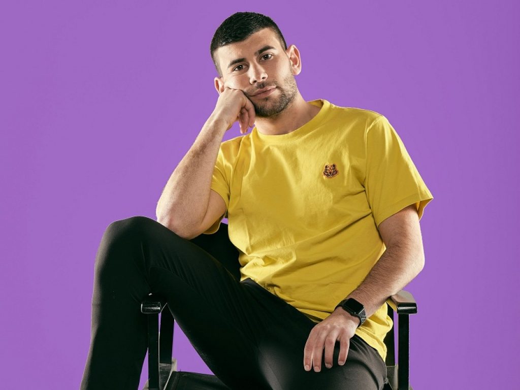 Hemel torna con il nuovo singolo "Laka Laka"