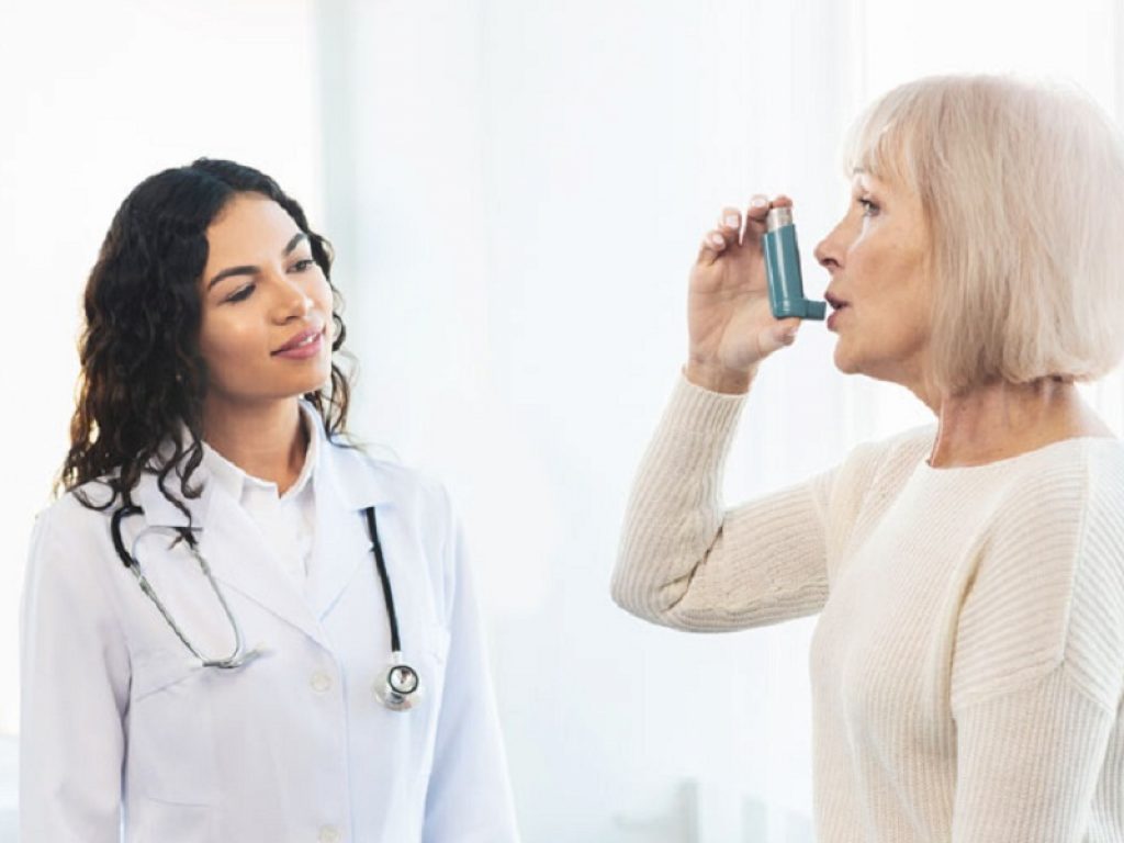 asma grave inalatori feno corticosteroidi orali