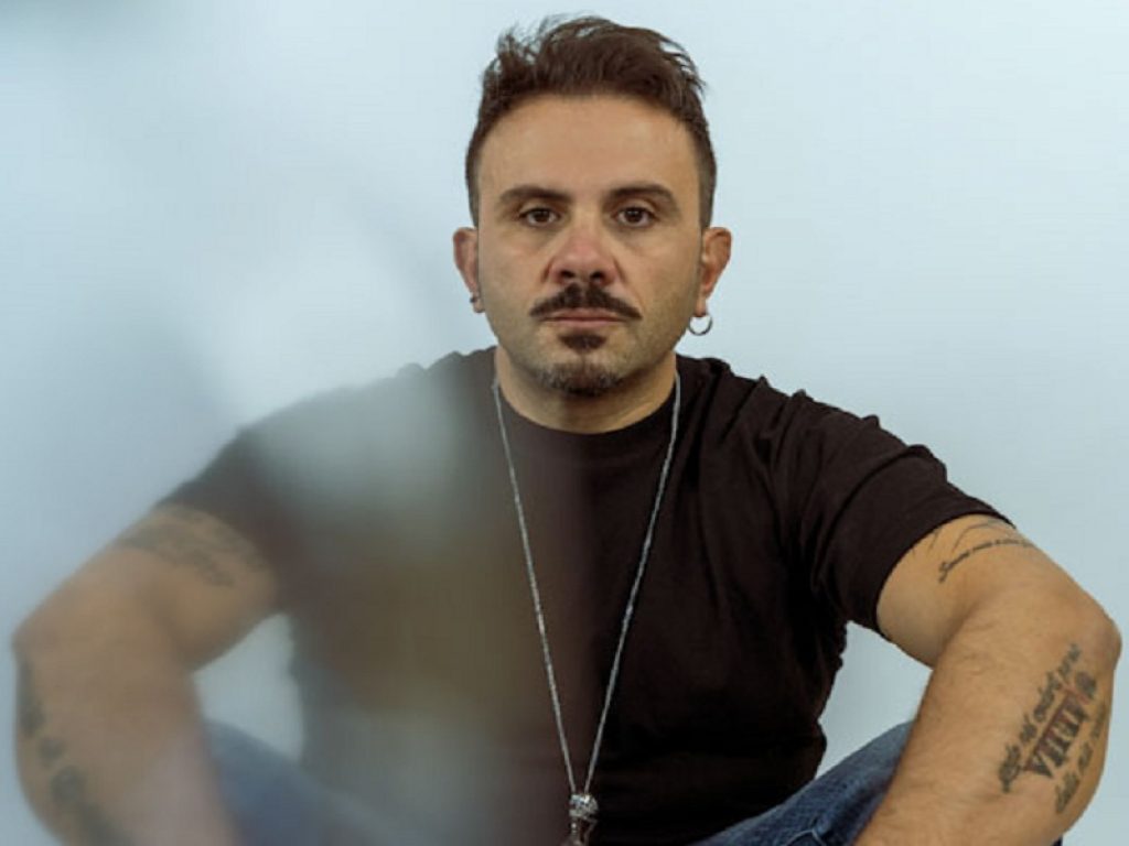 "Ti porterò a Parigi" è il nuovo singolo di Modna