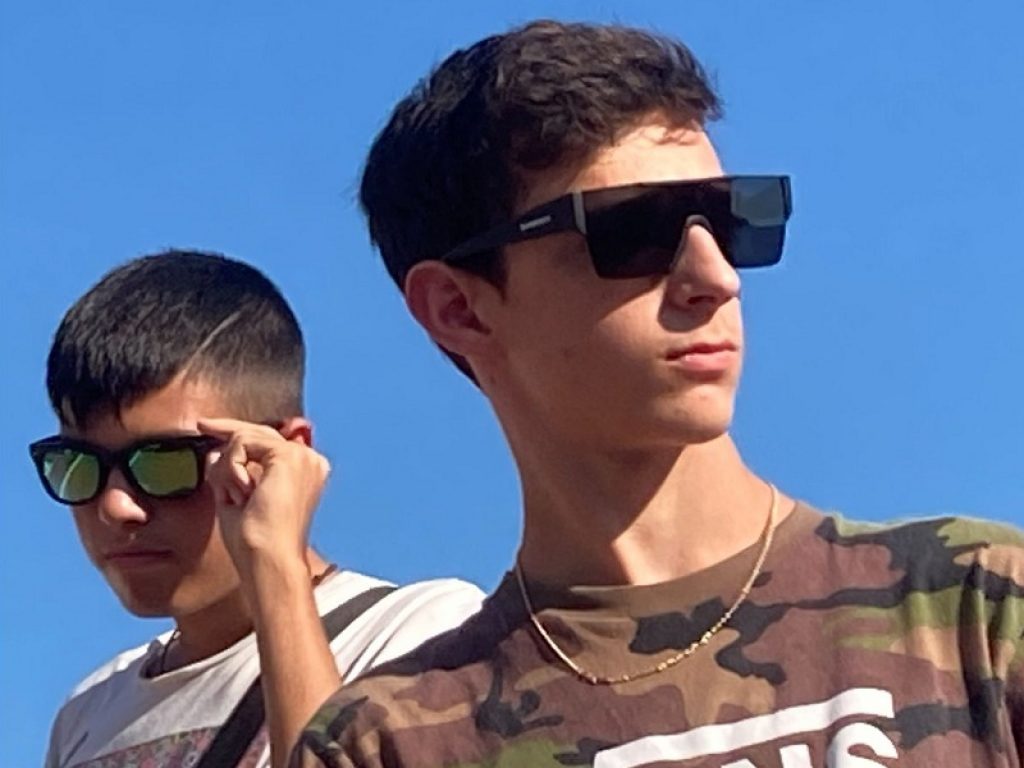 Disponibile online su tutte le piattaforme streaming “Ancora un Secondo”, il nuovo singolo del giovanissimo duo PolterGuys