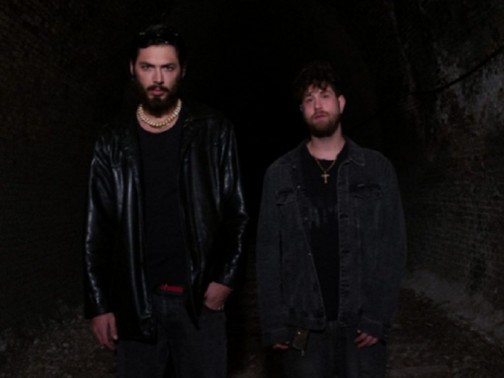 Purple Fam online con "Voglio Solo Stare Bene"