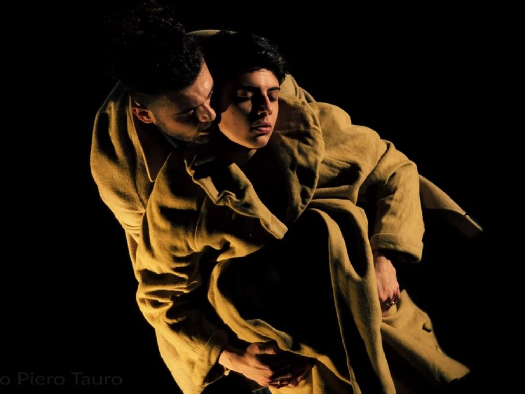 Mariano Viggiano e Giorgia Lunghi in scena al Teatro Trastevere