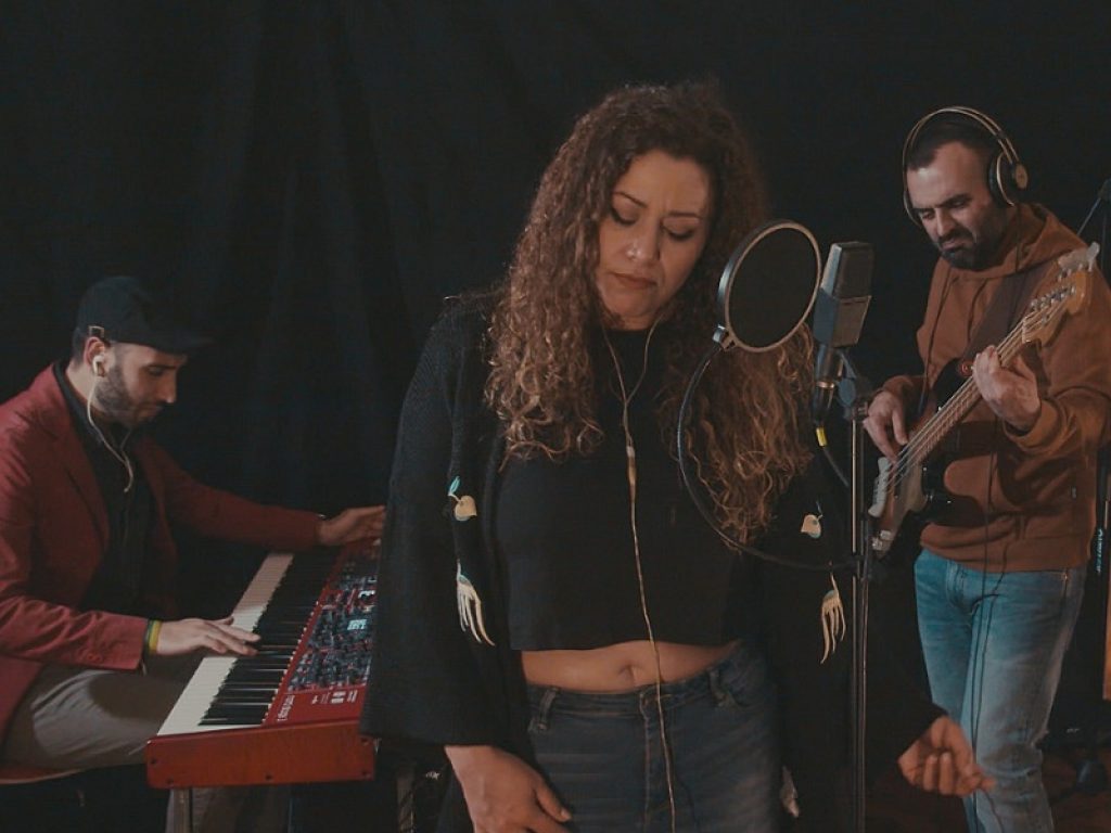 Fuori il nuovo brano di Alessandra Chiarello