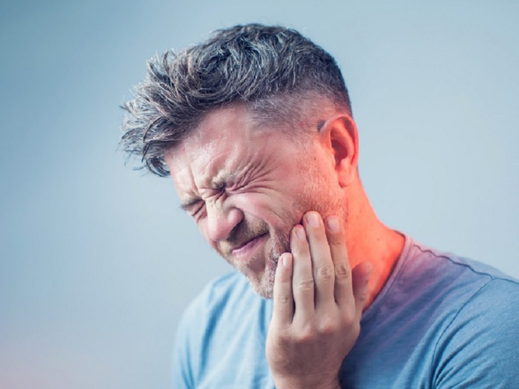 Denti e Chirurgia dentale: celecoxib efficace contro il dolore