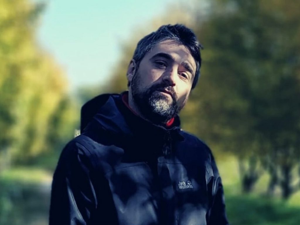 "Razionale Artificiale" è il nuovo singolo del cantautore potentino Giovanni Castelli: il brano è disponibile online sulle piattaforme digitali