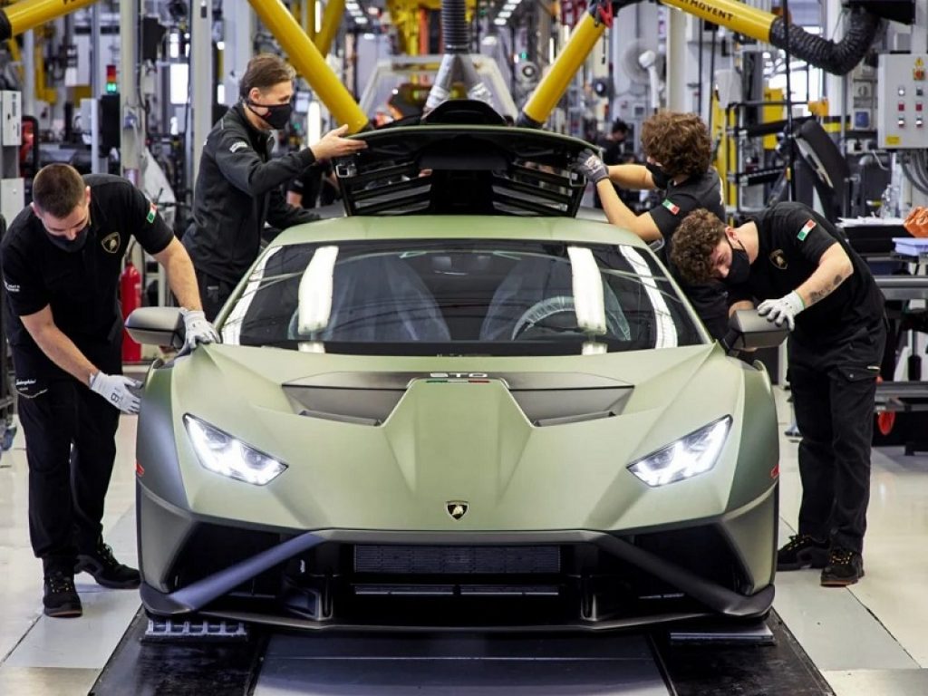 Lamborghini da record per le consegne di vetture