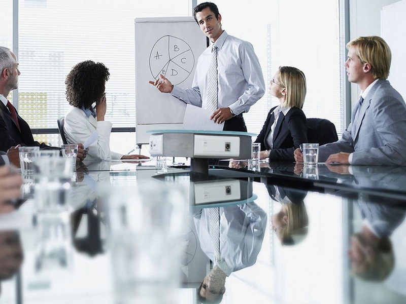 Executive Hunters: ecco l'identikit del nuovo manager, tra soft skills e sfide future in grado di gestire team complessi