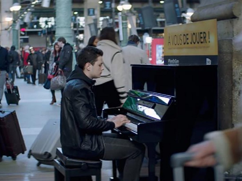 Nelle tue mani film trama