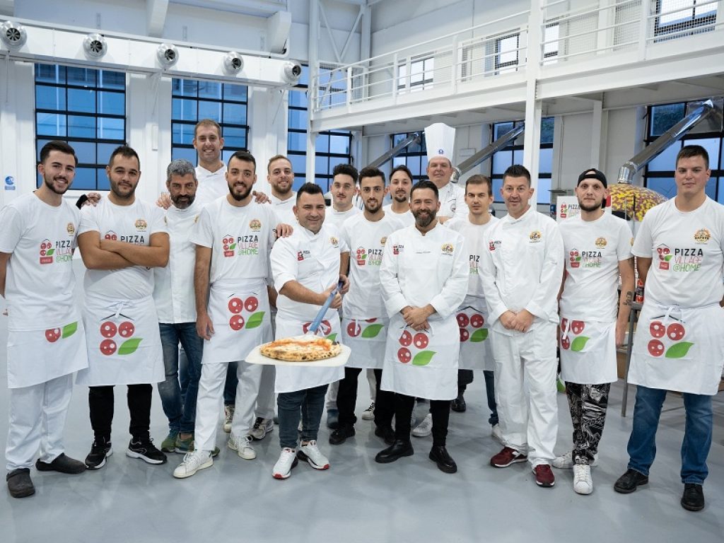 Coca-Cola PizzaVillage@Home