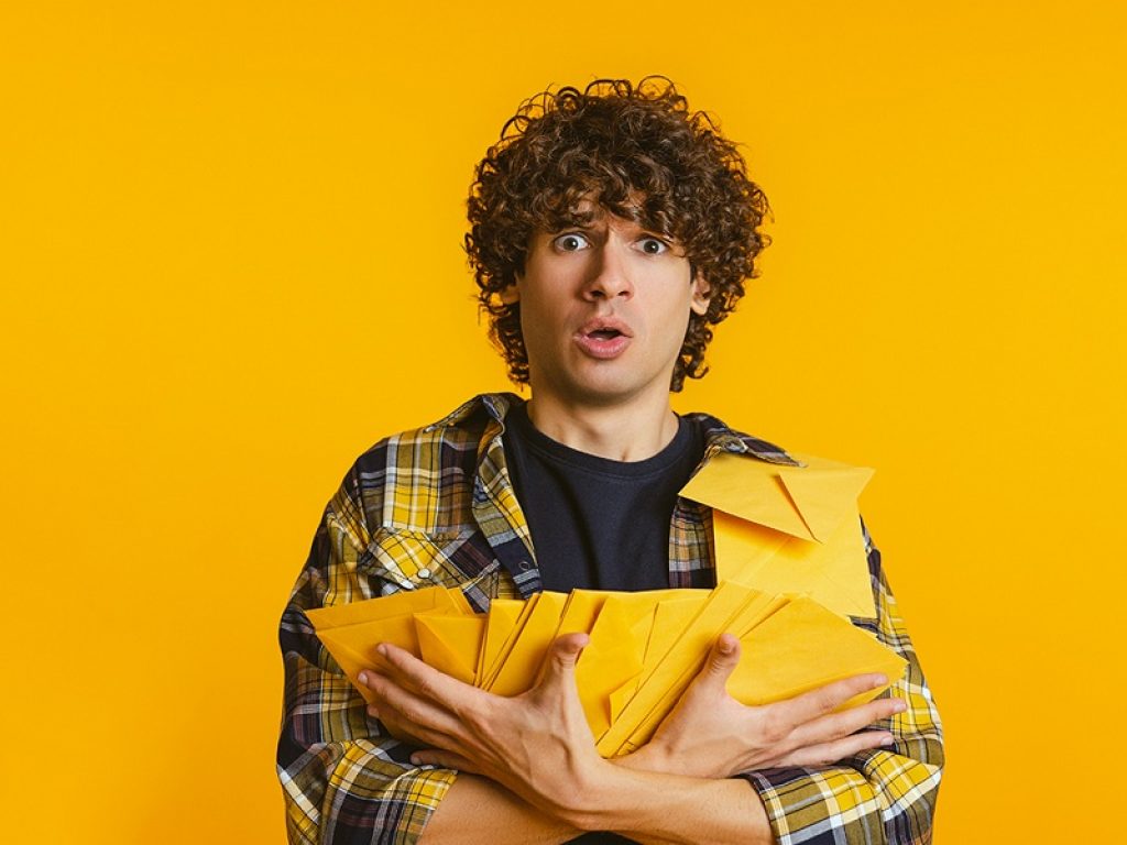 Scrivimi per sbaglio