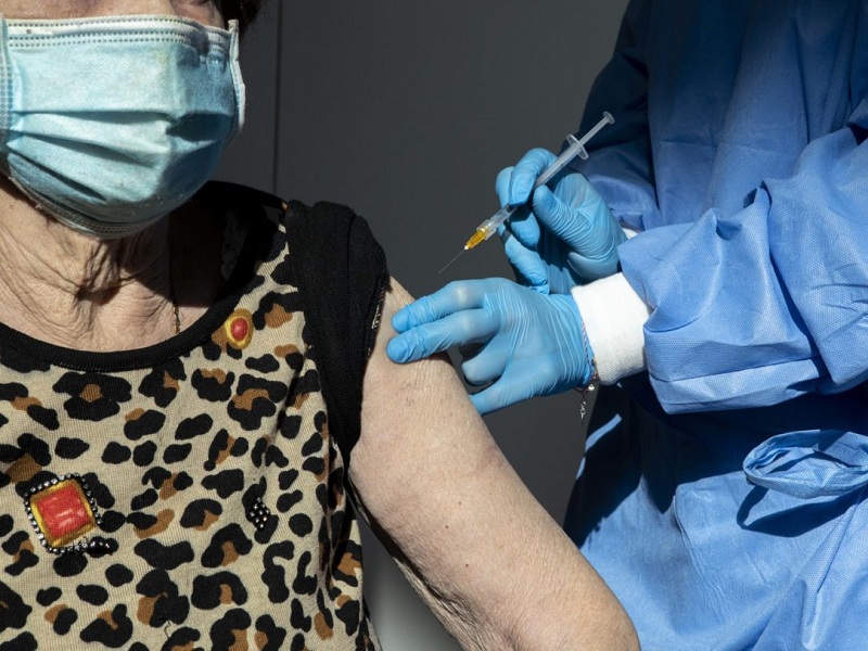 efficacia dei vaccini mofetil metotressato alto dosaggio vaccini quarta dose covid-19