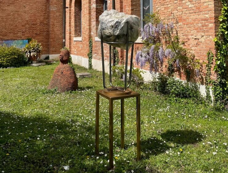 DISINFORMATION di Yaroslav Kamolko