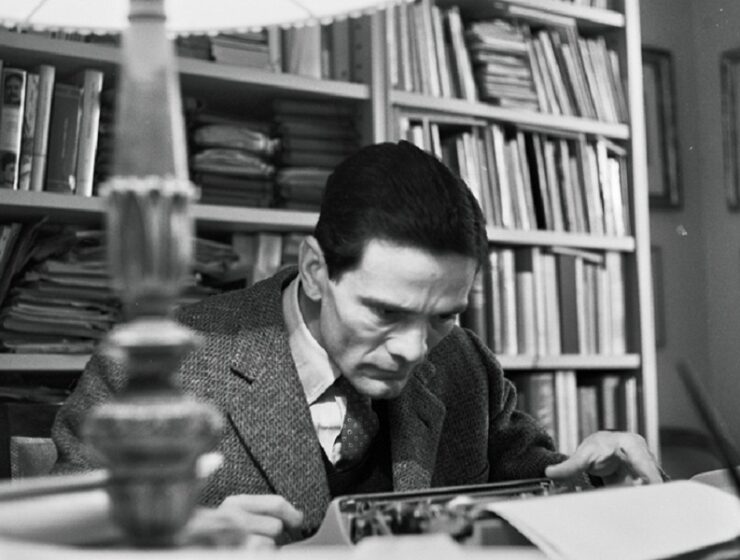 Pier Paolo Pasolini. Sotto gli occhi del mondo