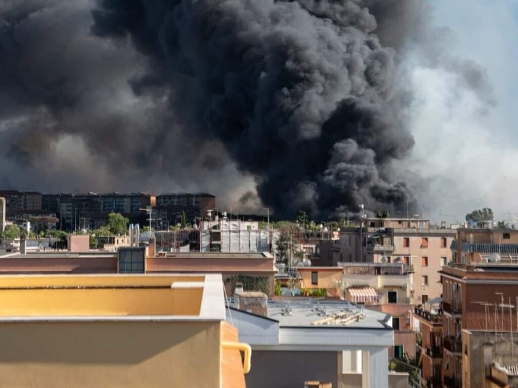 incendio roma