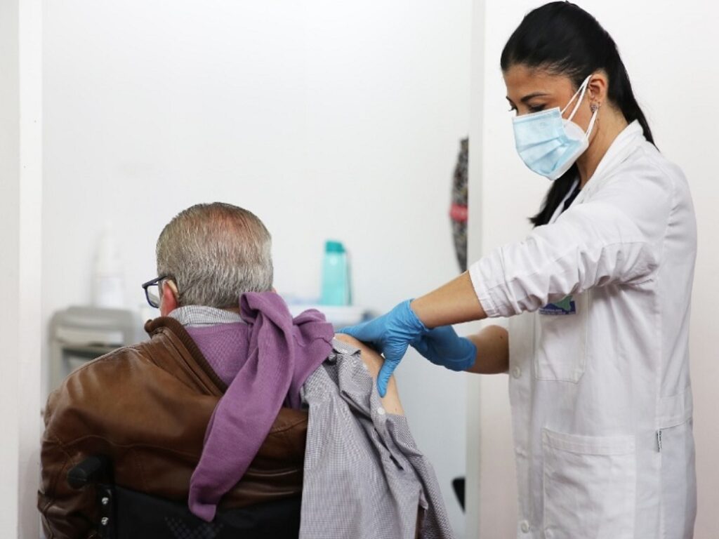 vaccini oms sanitari arexvy