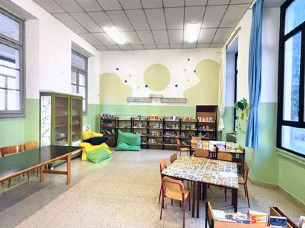 una biblioteca in ogni scuola