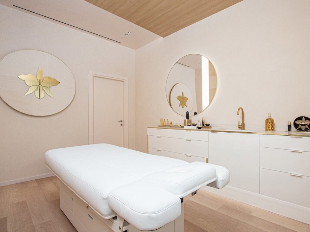 guerlain private lounge