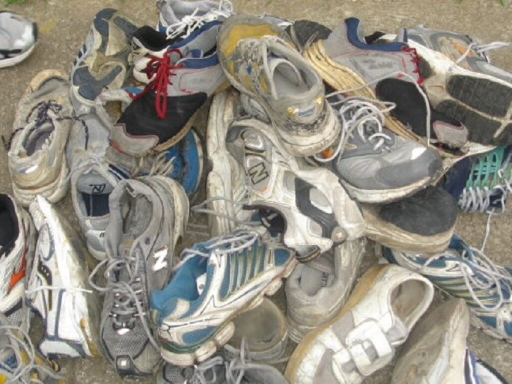 reshoes riciclare scarpe da lavoro