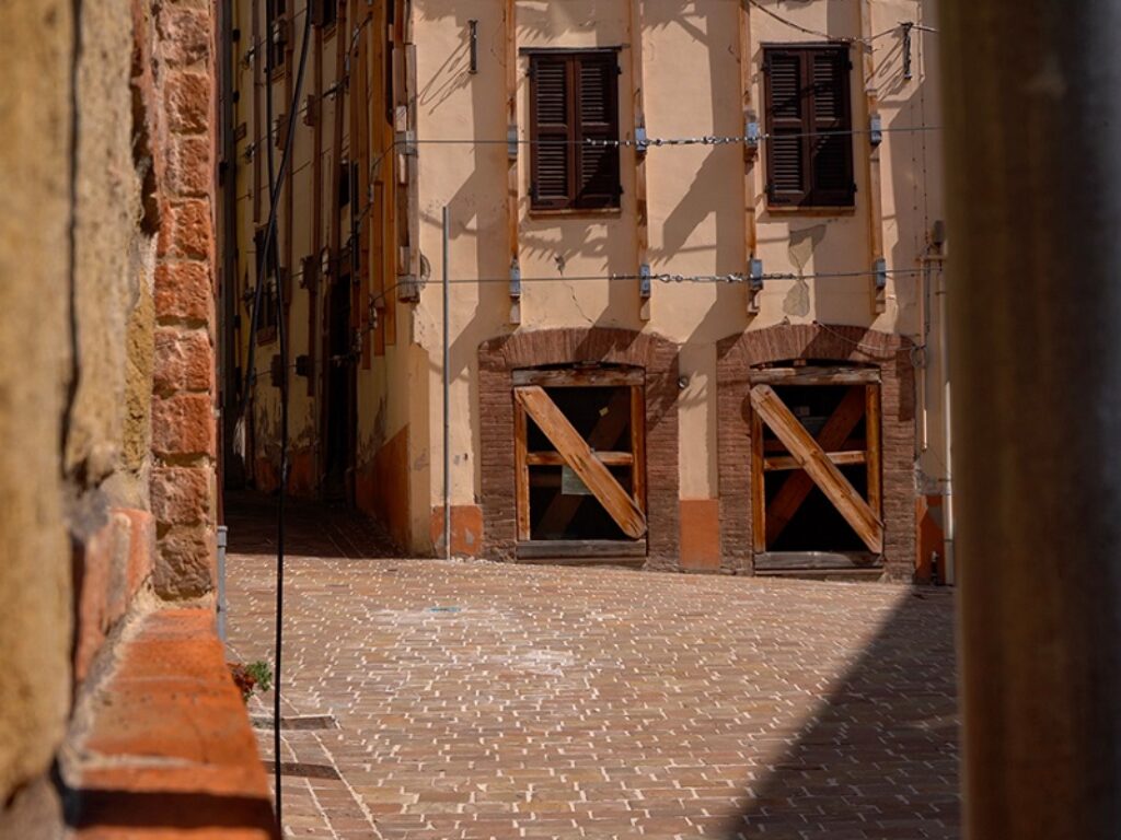 Terremoti: sensori e reti sismiche per proteggere i centri storici