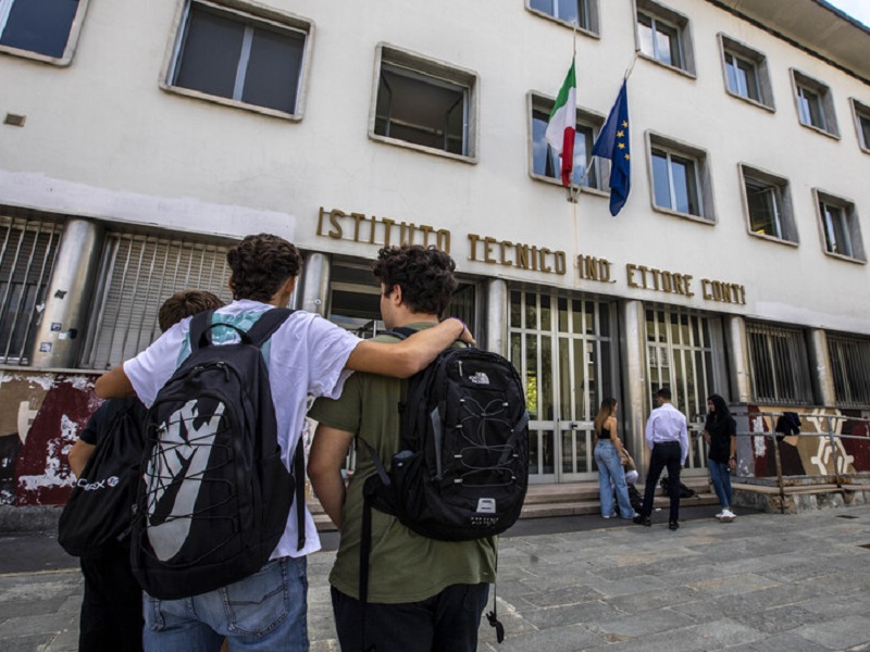 varese professoressa