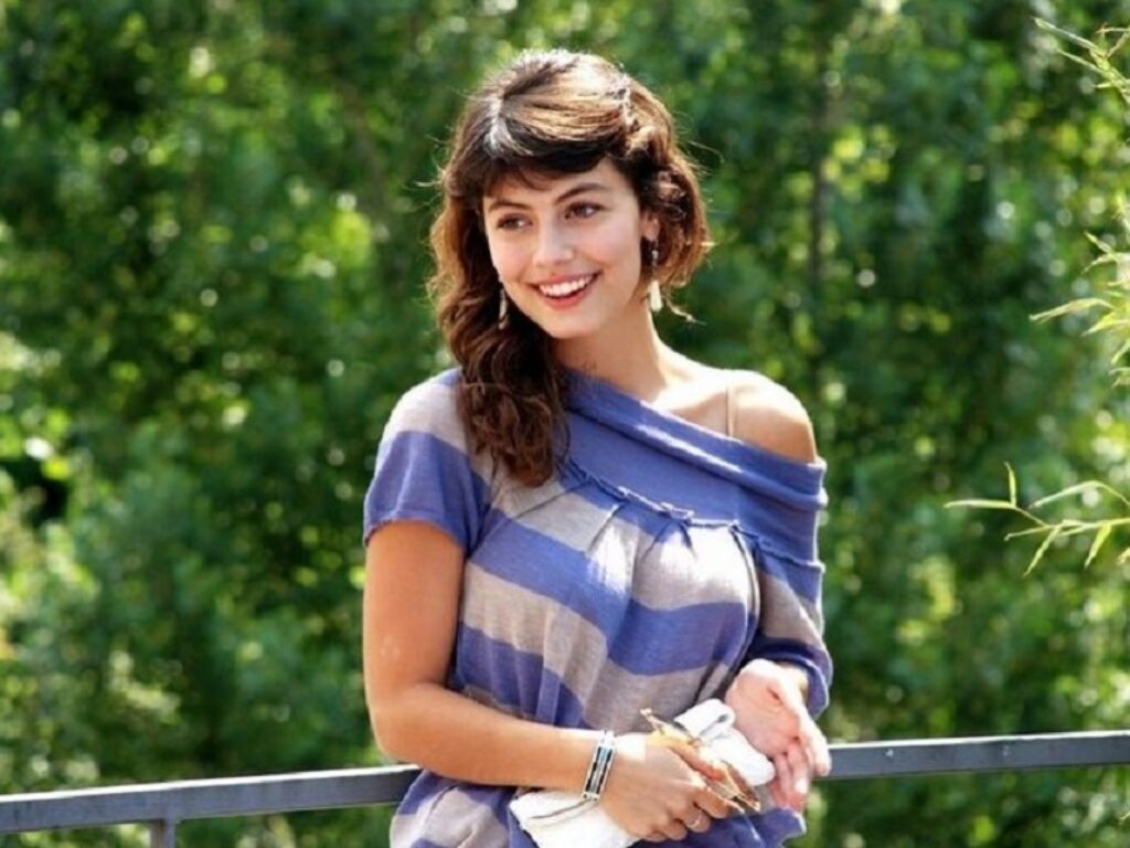 alessandra mastronardi