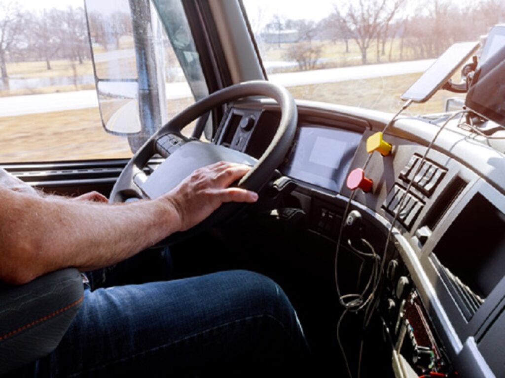trasporto su strada autocarri