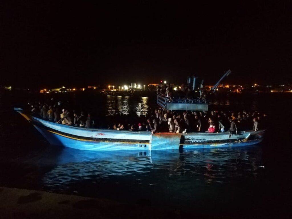 sbarchi migranti lampedusa