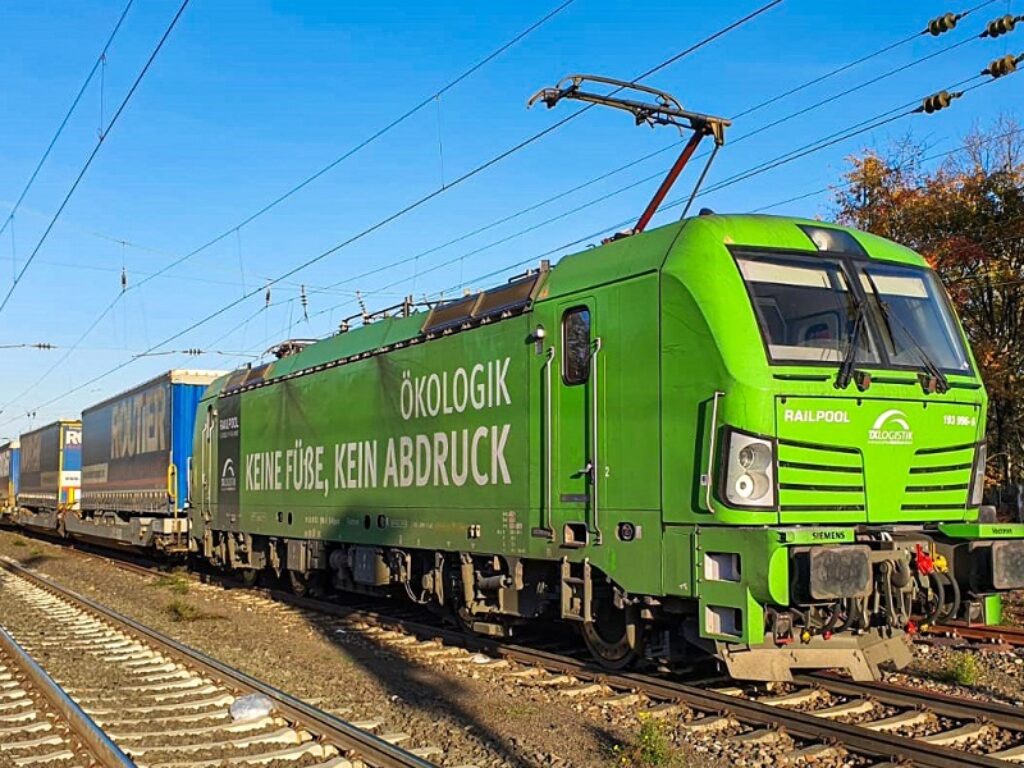 treno merci logistica
