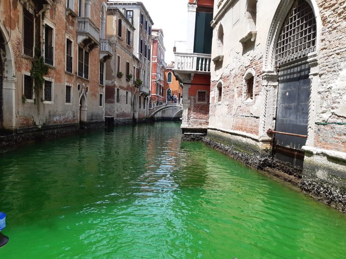acqua verde canal grande