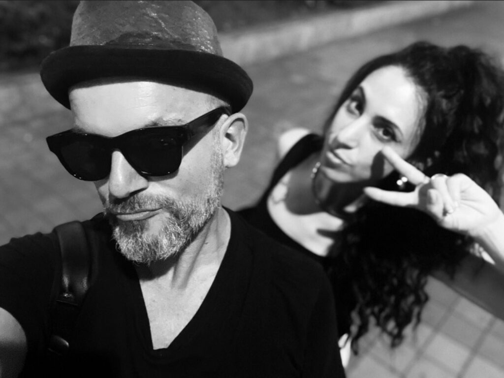 IN.VISIBLE REMIXA ANNA SOARES