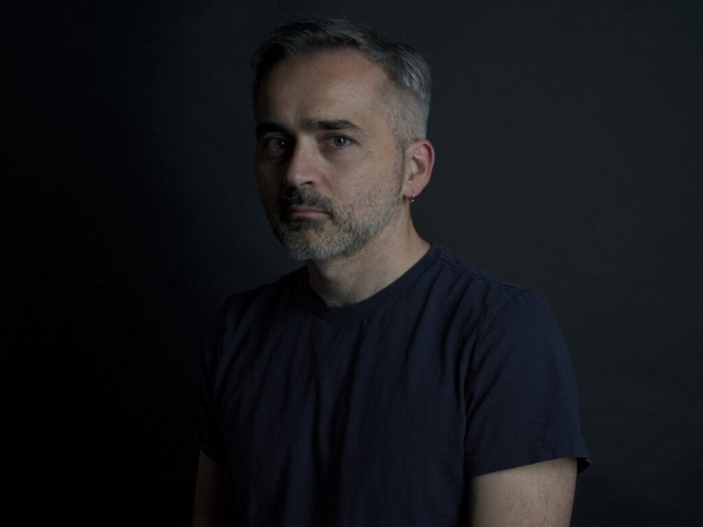 Victor Bomì feat. Ave Quasàr