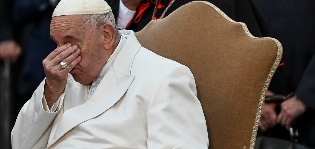 papa francesco laparotomia