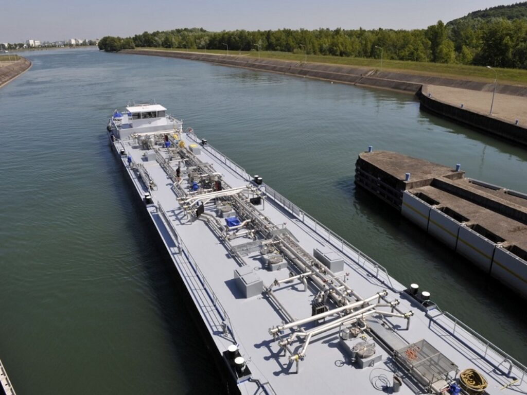 trasporto fluviale interno