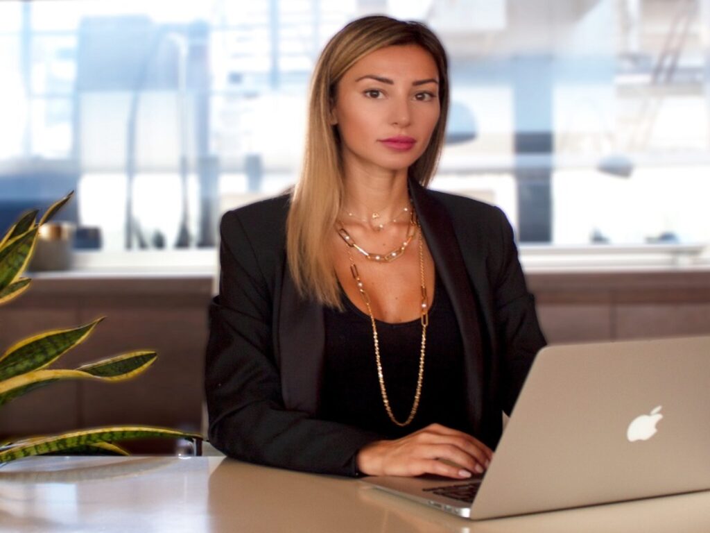 rebecca vicenzaoro
