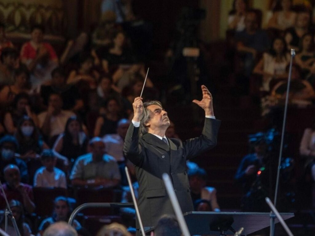 Le vie dell’Amicizia