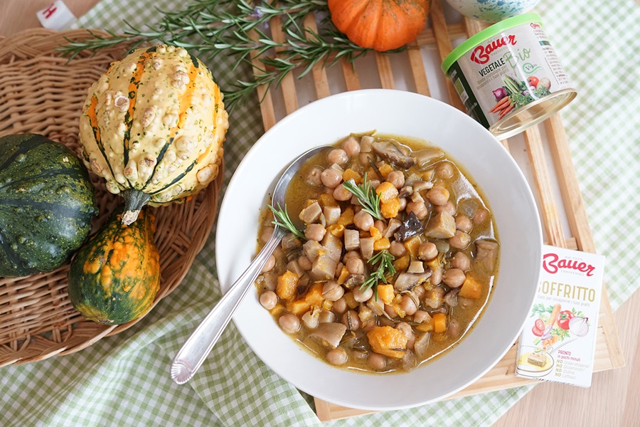 Ricetta Zuppa di zucca, funghi carboncelli e ceci
