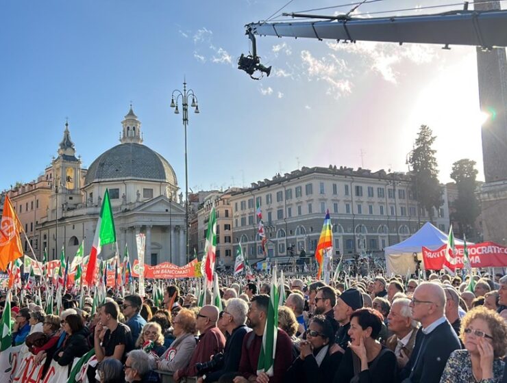 manifestazione pd