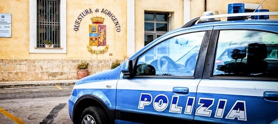 agrigento aggressione con l'acido